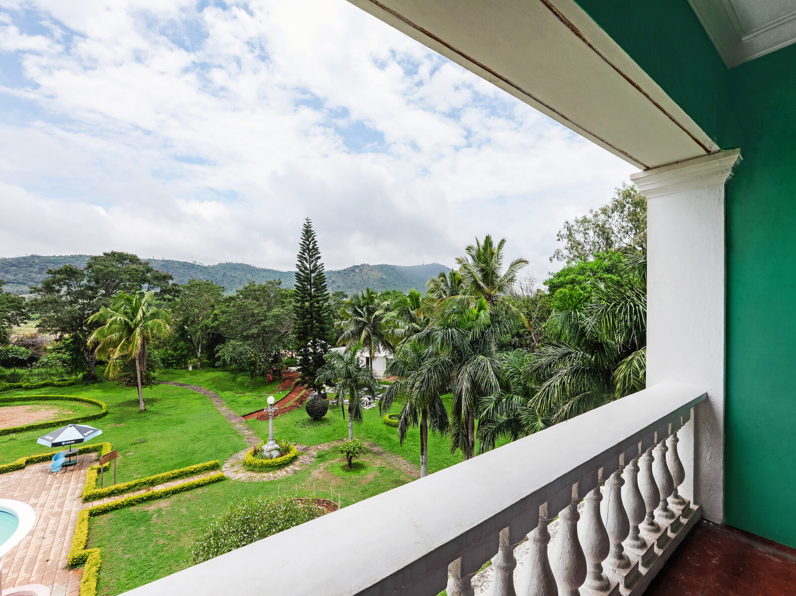Palette — Garden View Balcony
