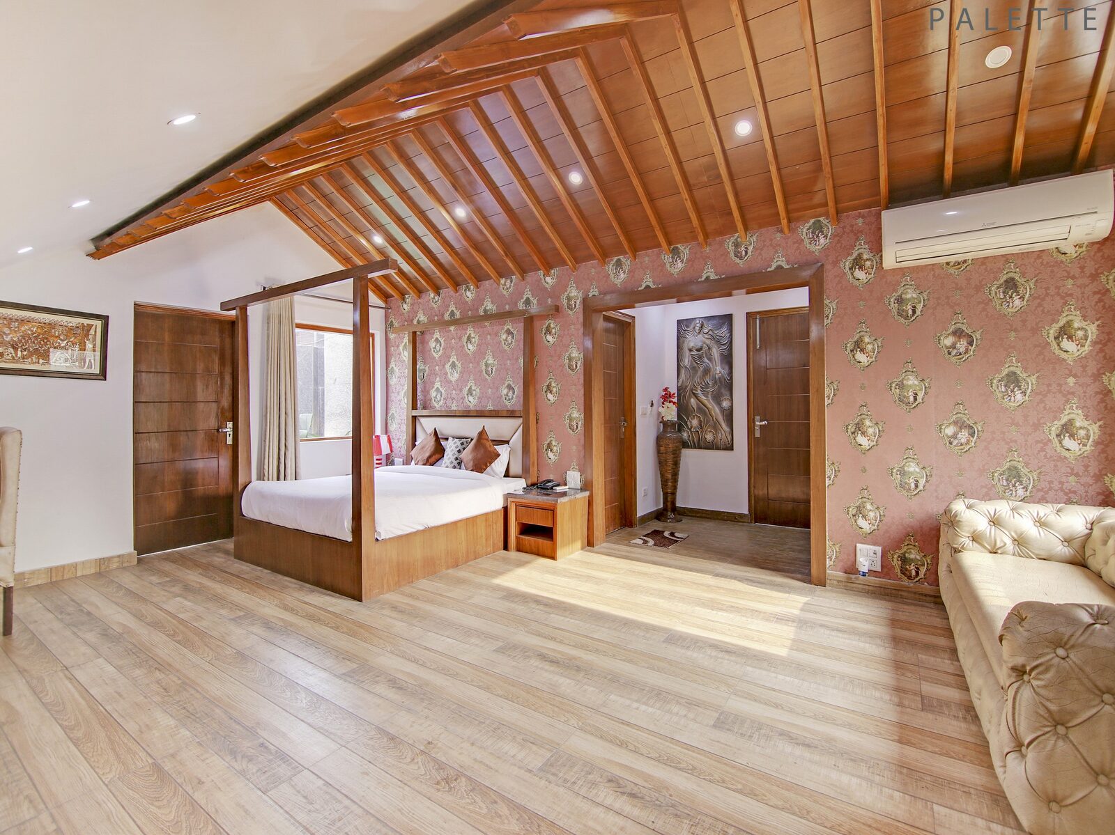 Palette — Luxury Suite